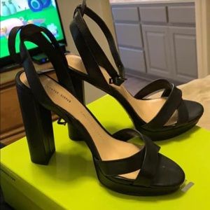 Gianni Bini high heels